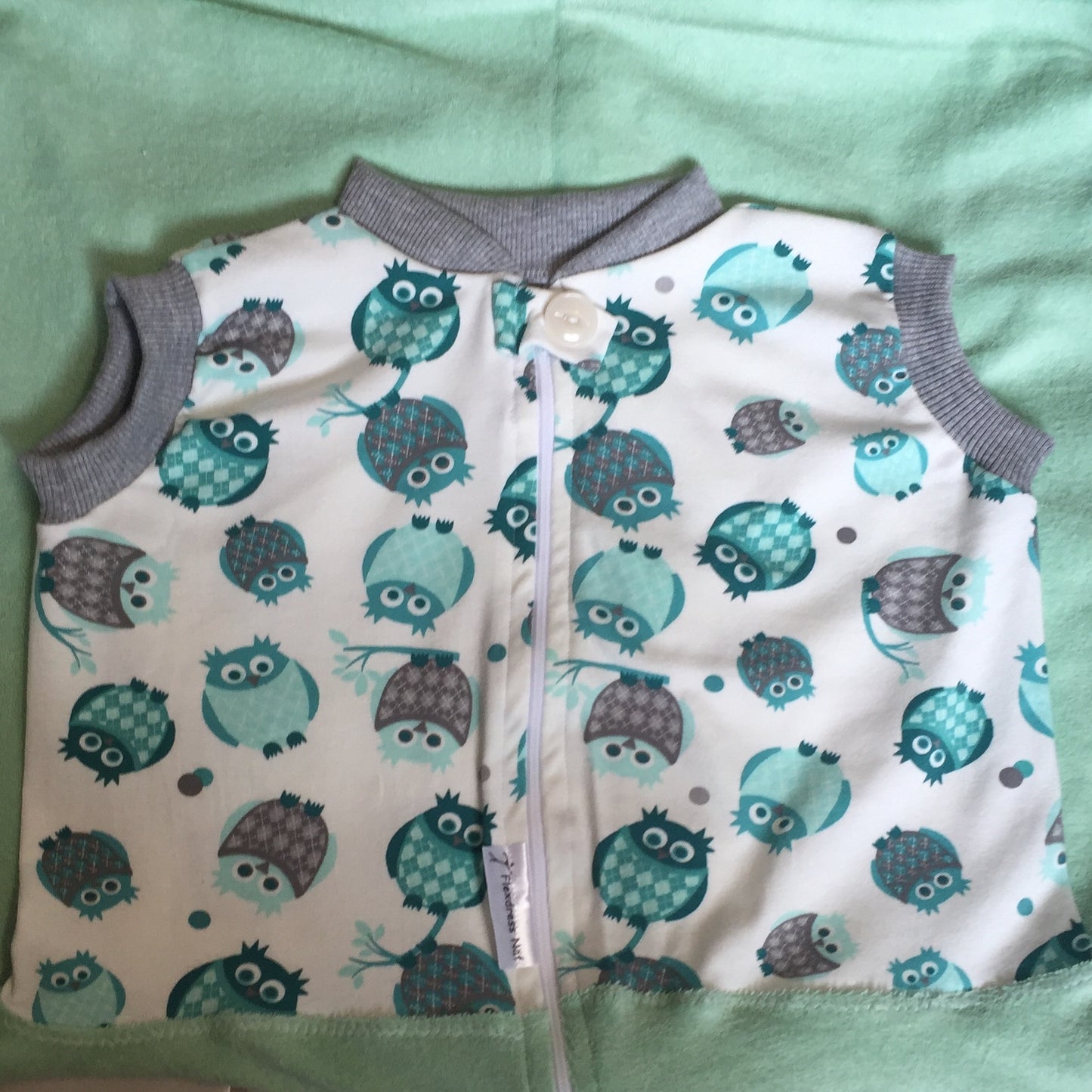 Babysicherheitsdecke Eule grau 70x140