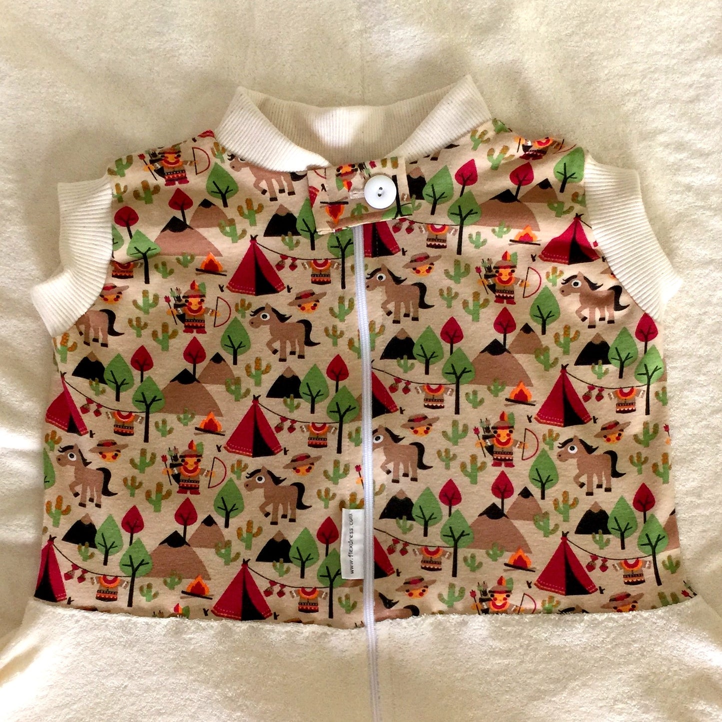 Flexdress-Babysicherheitsdecke-Indianer-beige-gemustertes-Oberteil-ähnlich-Zewi