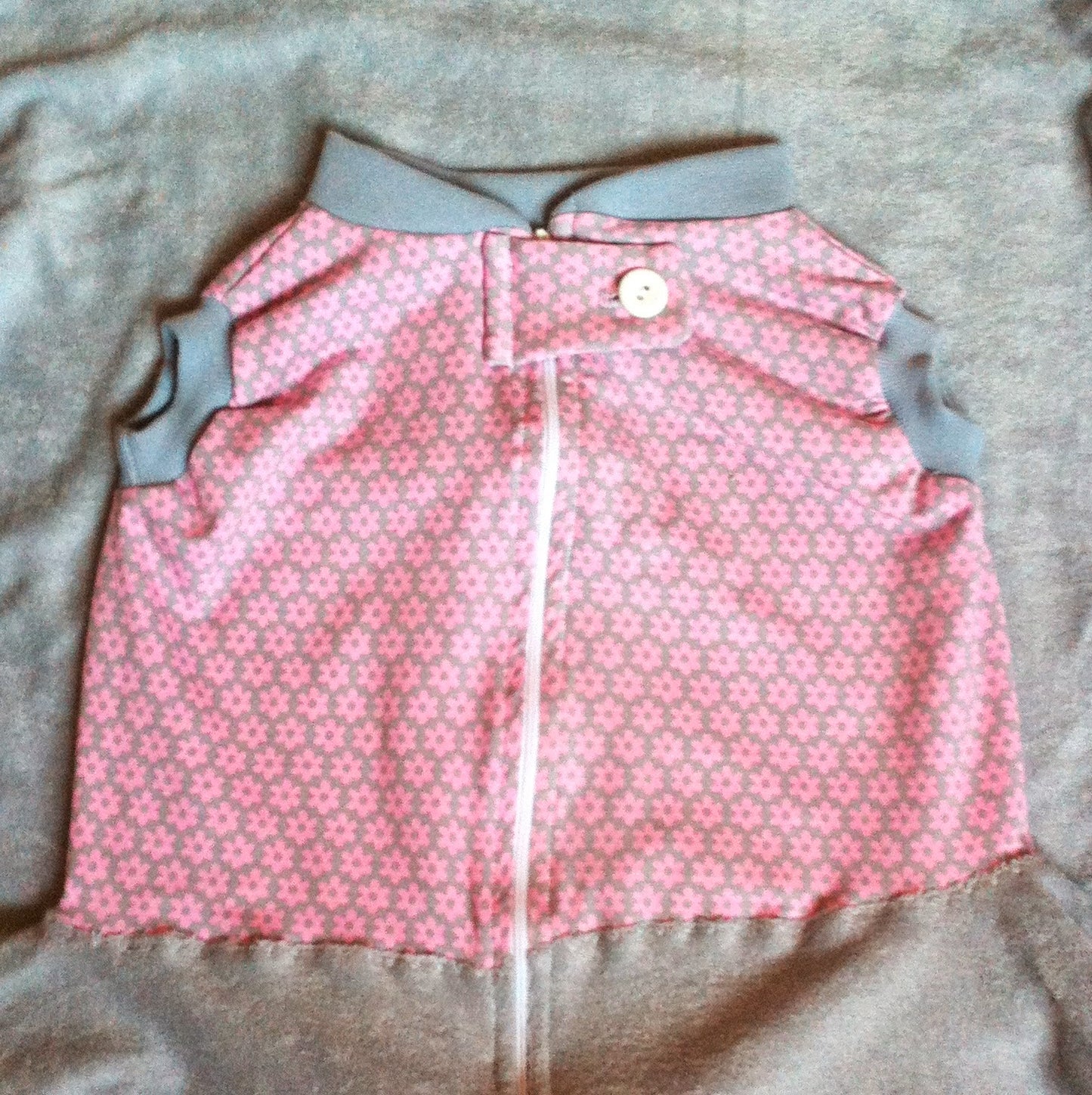 Babysicherheitsdecke Retro Blume 90/200